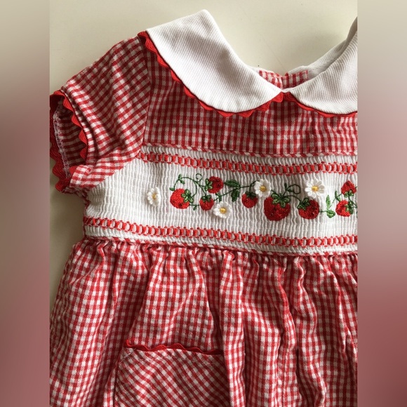 Vintage BT Kids Smocked Strawberry Romper - Picture 6 of 6